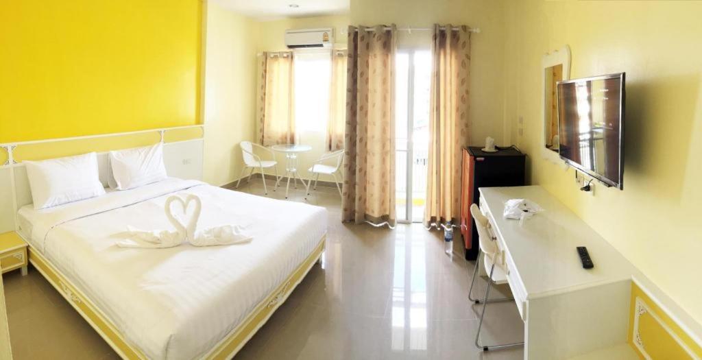 Holland Resort Phuket Kültér fotó