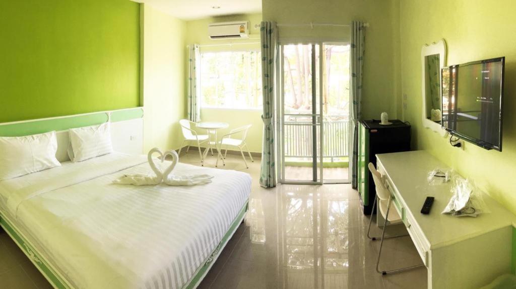 Holland Resort Phuket Kültér fotó