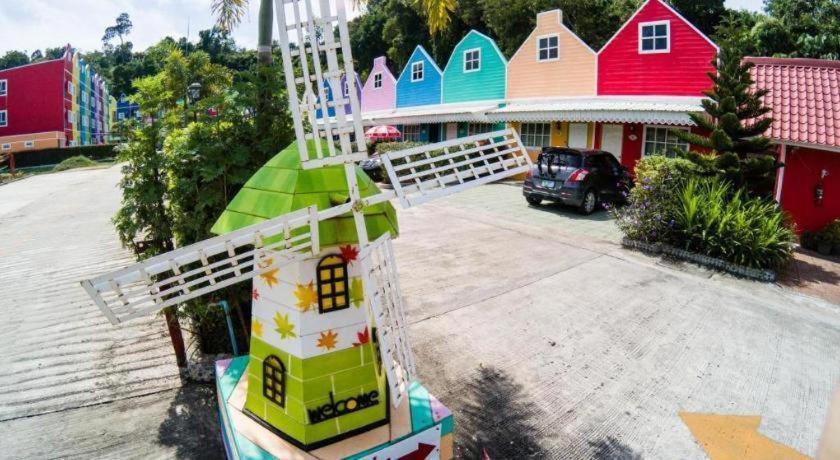 Holland Resort Phuket Kültér fotó